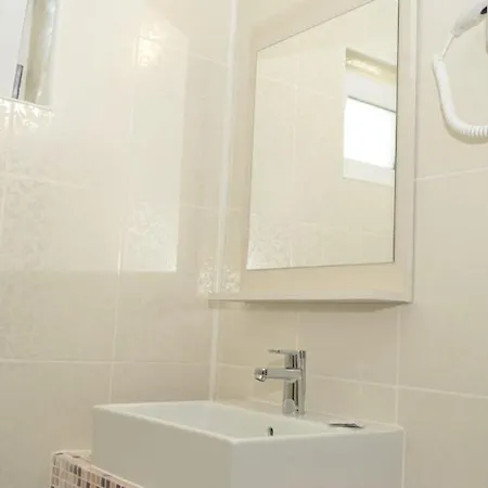 Abi Mykonos 3*